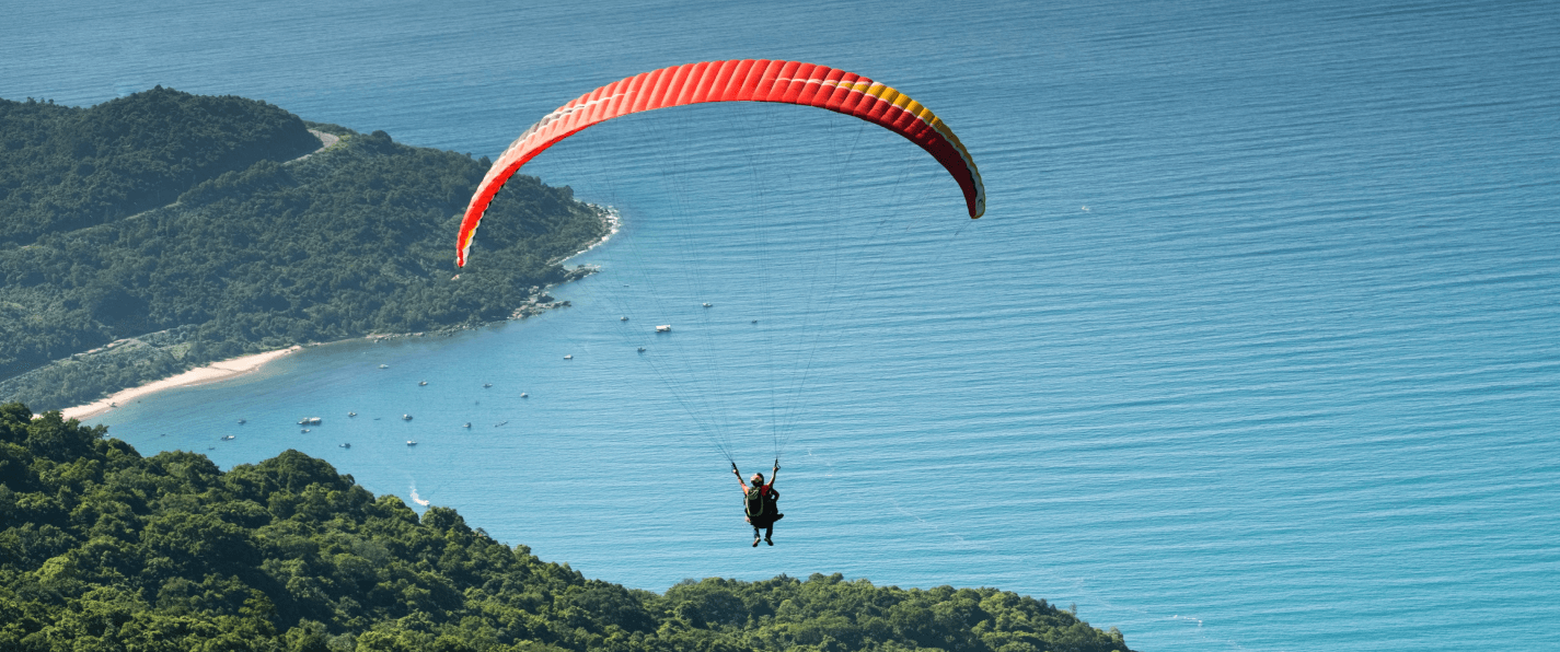 Tandem skydiving in Harbor Springs Tandem skydiving in Harbor Springs