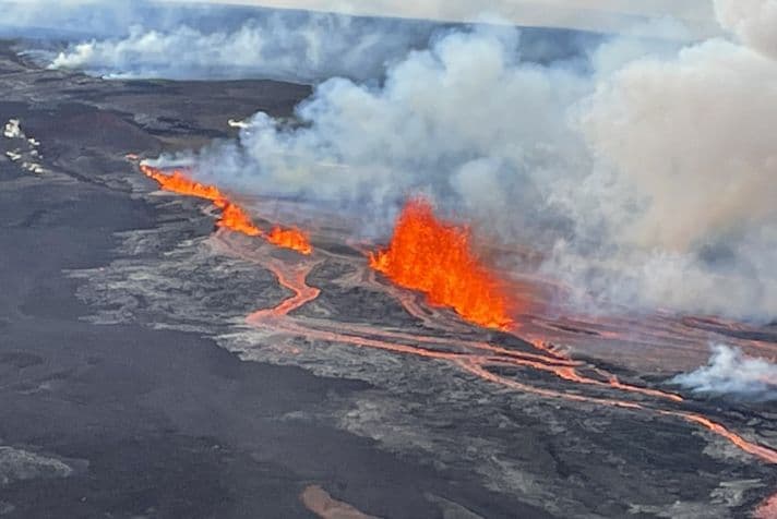 Helicopter Tour on Big Island, Hawaii - Kīlauea Volcano and Waterfalls - vue 3