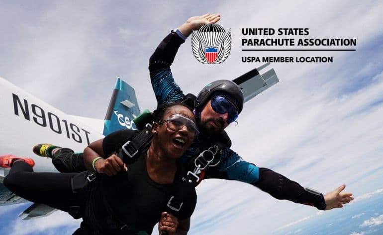 9,000 ft Skydiving in Rochelle, Illinois - vue 2