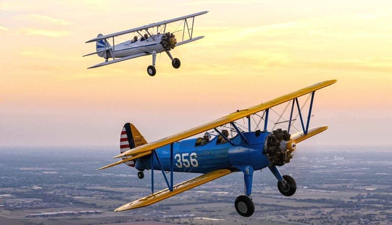 Aerobatic Flight in a Biplane Near Washington - vue 2