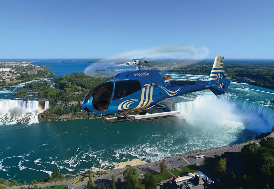 Helicopter flight over Niagara Falls, USA - vue 1