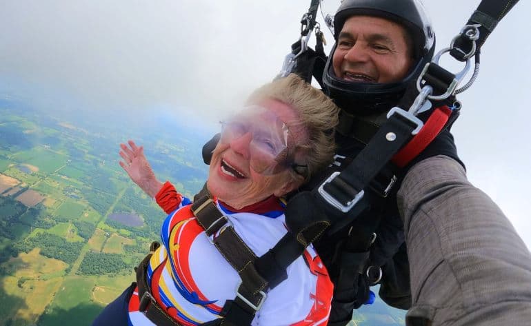 Tandem Skydiving between Philadelphia and New York - vue 3