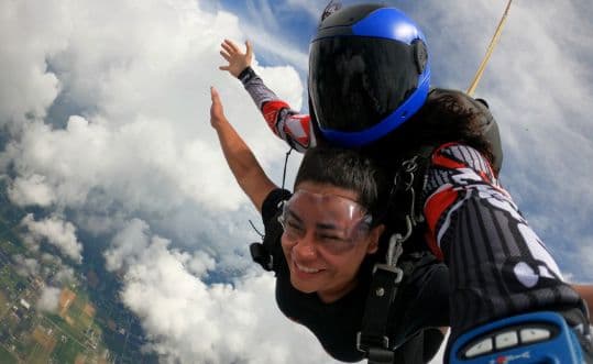 Tandem Skydiving in Miami - vue 3