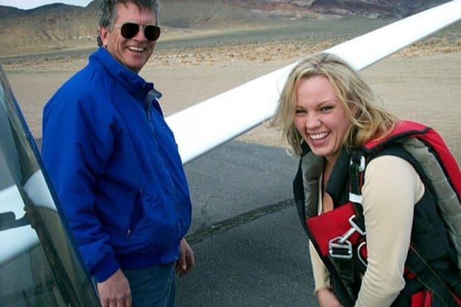 Glider Ride Around Reno - vue 3