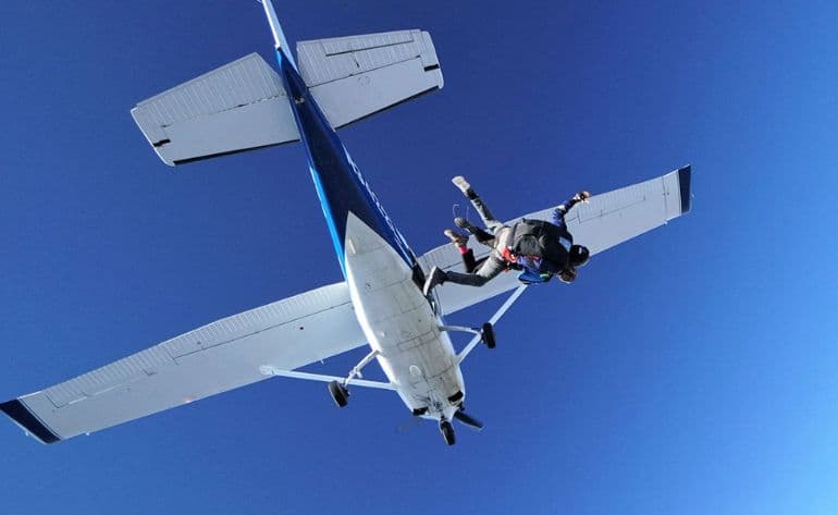 Skydiving at the Grand Canyon from 16,000 feet - vue 4