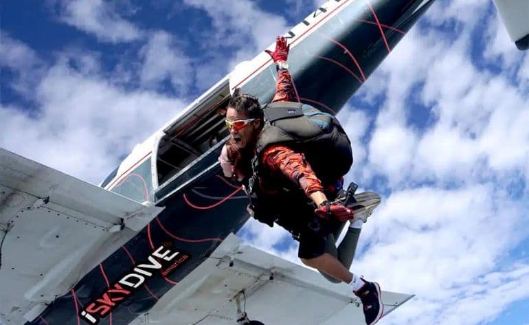 Tandem skydiving near New York - vue 1