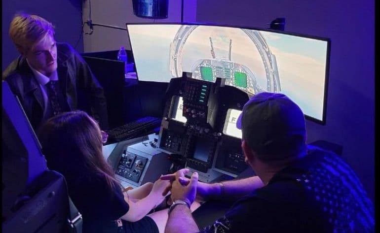 F-18 fighter jet flight simulator in Chicago - vue 2