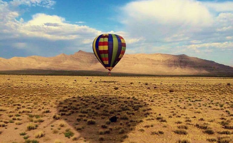 Hot air balloon flight in Las Vegas with breakfast Hot air balloon flight in Las Vegas with breakfast