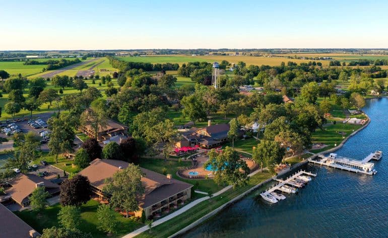 Introductory airplane flight lesson in Chicago - vue 3