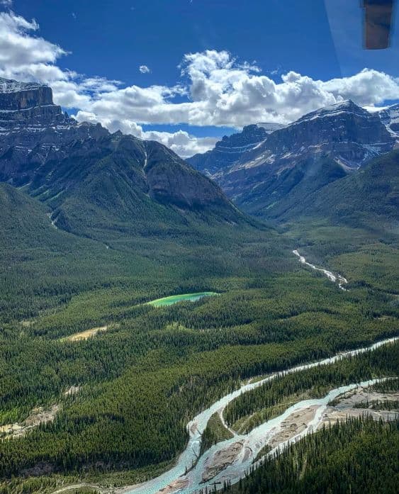Helicopter Tour and Horseback Ride in the Rockies in Alberta - vue 3