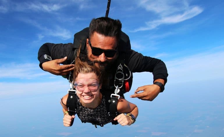 14,000 ft Tandem Skydiving near Chicago - Rochelle - vue 3