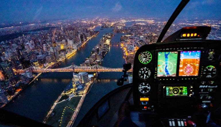 Introductory helicopter flight from Westchester to New York City - vue 1