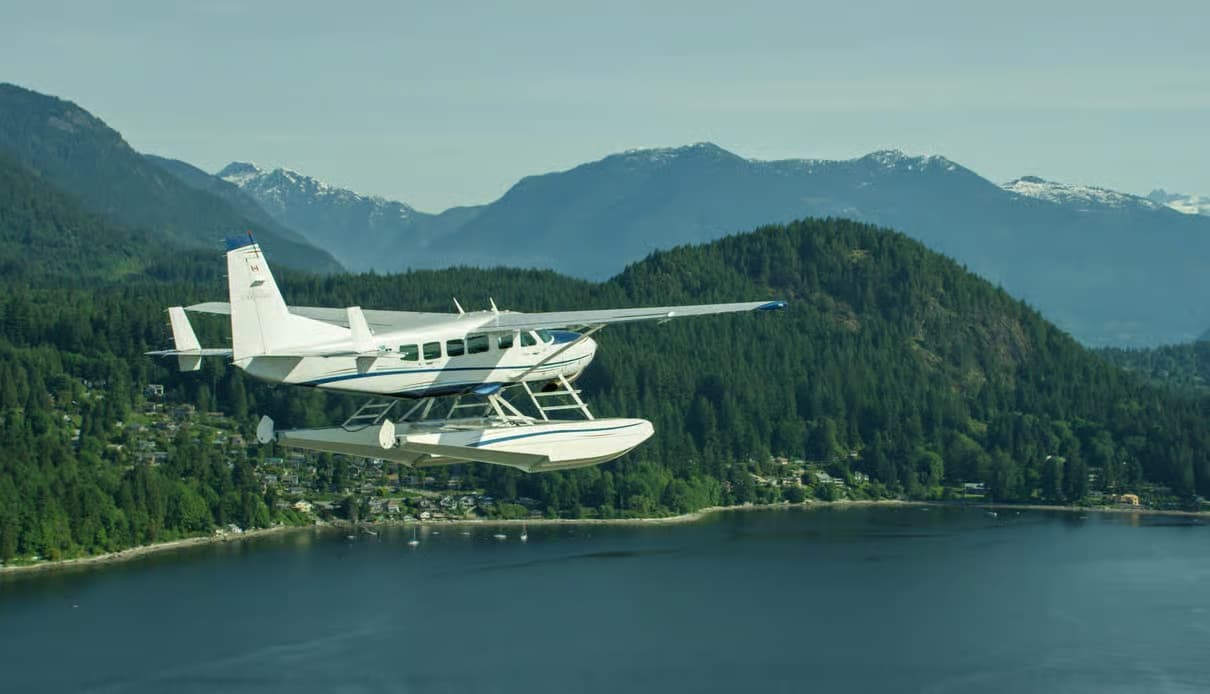 Scenic seaplane flight in Vancouver over the Coast Mountains - vue 6